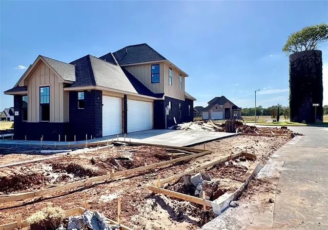 Photo 4 of Single family home for sale at 16001 Navarra Way, Oklahoma City, OK 73170 | MLS# 1244688 | Listing updated on 2026-09-04