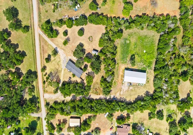 2nd image of 3120 Rancho Dr, Guthrie, OK 73044 | MLS# 1244689