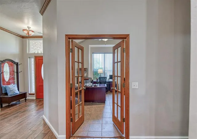 Photo 3 of Sale Pending at 10421 Katy Line Dr, Yukon, OK 73099 | MLS# 1244691 | Listing updated on 2026-09-02