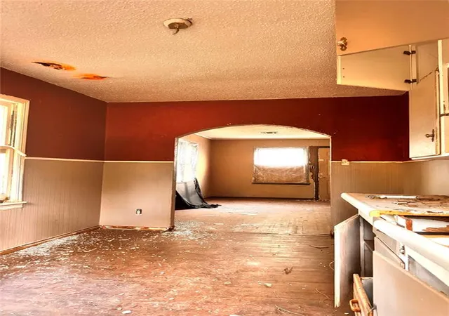 3rd image of 1319 W 1st Street, Elk City, OK 73644 | MLS# 1244693