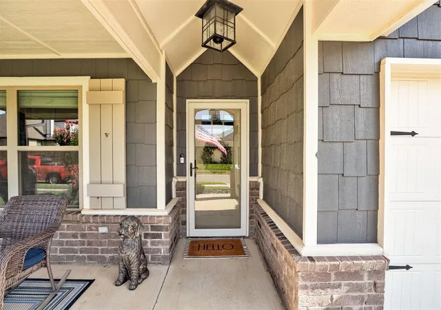Photo 4 of Sale Pending at 12821 SW 6th Street, Yukon, OK 73099 | MLS# 1244698 | Listing updated on 2026-09-25
