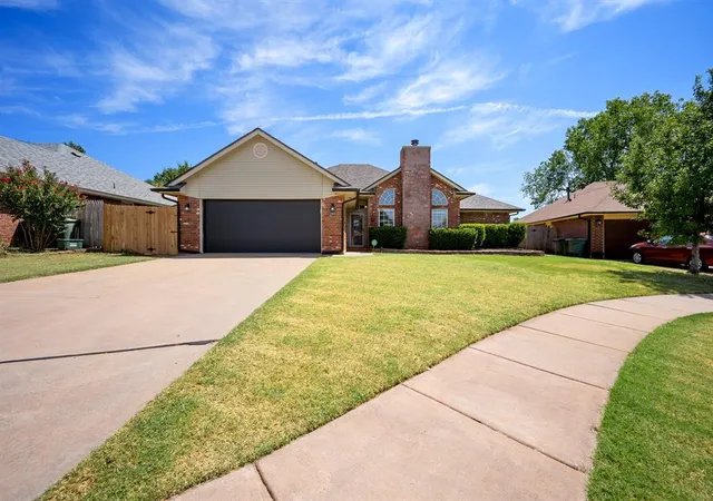 1st image of 1800 Dodge Trl, Edmond, OK 73003 | MLS# 1244716