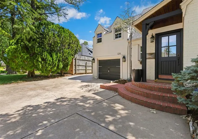 3rd image of 1214 Belford Ave, Nichols Hills, OK 73116 | MLS# 1244720