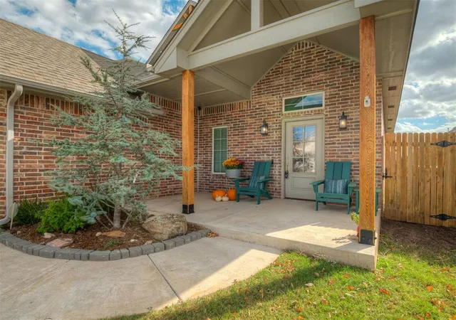 Photo 3 of Single family home for sale at 10808 Nw 28th Terrace, Yukon, OK 73099 | MLS# 1244723 | Listing updated on 2026-08-26
