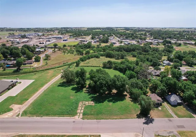 1st image of 00 N Main St, Elk City, OK 73644 | MLS# 1244728