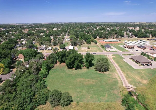 7th image of 00 N Main St, Elk City, OK 73644 | MLS# 1244728