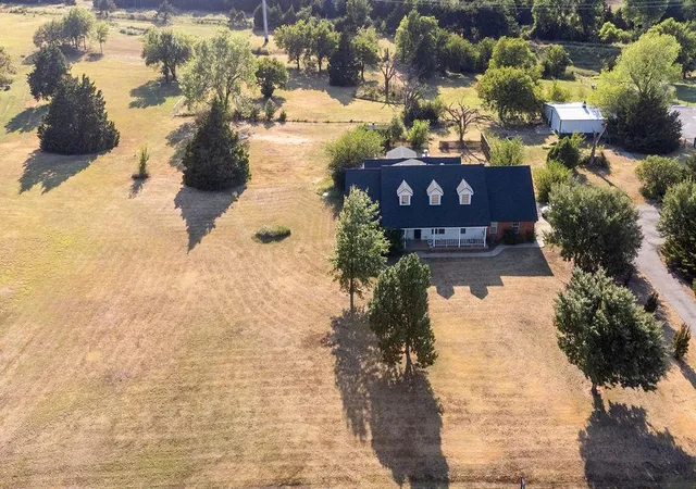 Photo 4 of Single family home for sale at 12601 Natasha Way, Yukon, OK 73099 | MLS# 1244734 | Listing updated on 2026-08-19