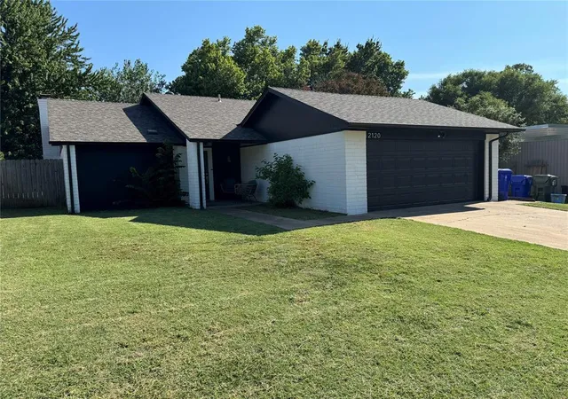 Photo 2 of Single family home for sale at 2120 Bois De Arc Cir, Norman, OK 73071 | MLS# 1244772 | Listing updated on 2026-09-21