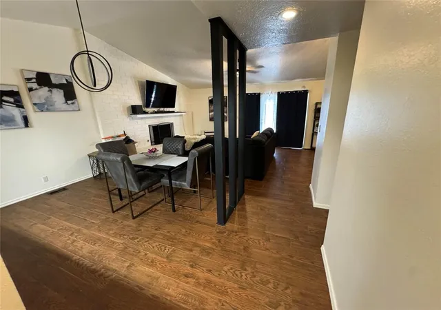 Photo 3 of Single family home for sale at 2120 Bois De Arc Cir, Norman, OK 73071 | MLS# 1244772 | Listing updated on 2026-09-21