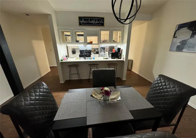 Photo 3 of Single family home for sale at 2120 Bois De Arc Cir, Norman, OK 73071 | MLS# 1244772 | Listing updated on 2026-09-21