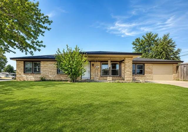 Photo 1 of Single family home for sale at 657 E Frolich Dr, Oklahoma City, OK 73110 | MLS# 1244774 | Listing updated on 2026-10-08