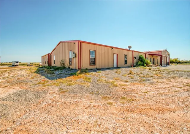 5th image of 12020 Ok-30 Hwy, Erick, OK 73645 | MLS# 1244779