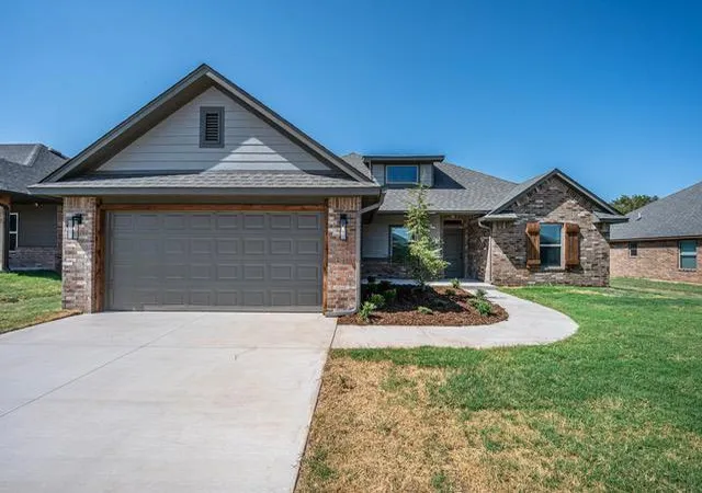 1st image of 2009 W Flintlock Wy, Mustang, OK 73064 | MLS# 1244806