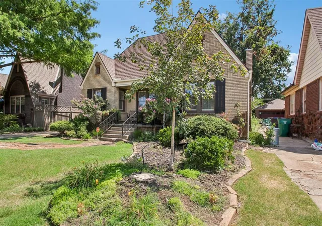 4th image of 2304 Nw 27Th St, Oklahoma City, OK 73107 | MLS# 1244836