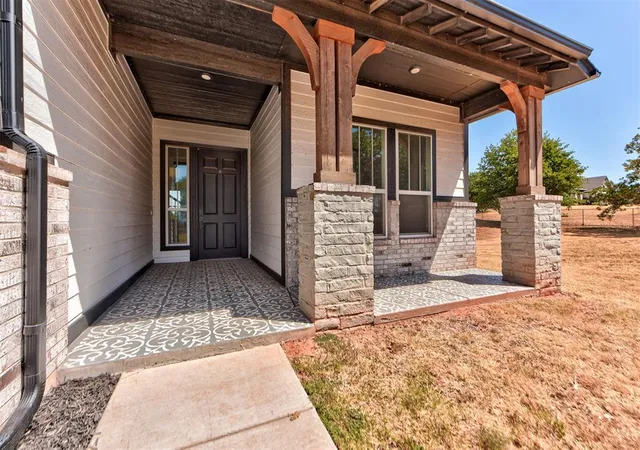 Photo 3 of Single family home for sale at 17123 240th St, Washington, OK 73093 | MLS# 1244846 | Listing updated on 2026-08-30