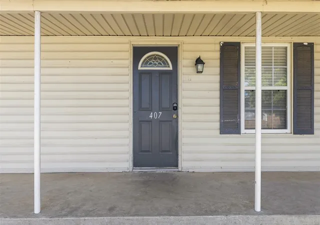 2nd image of 407 S Texas St, Elmore City, OK 73433 | MLS# 1244853