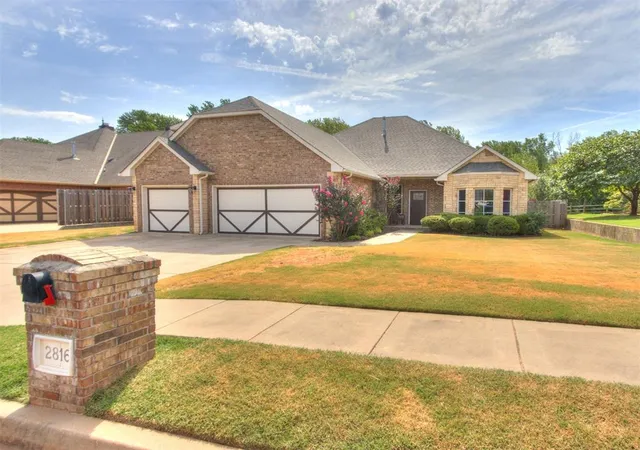 Single family home for sale at 2816 Hardwick Rd, Edmond, OK 73034 | MLS# 1244855