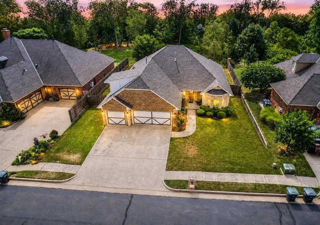 Photo 1 of Single family home for sale at 2816 Hardwick Rd, Edmond, OK 73034 | MLS# 1244855 | Listing updated on 2026-09-21