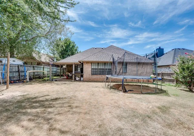 Photo 4 of Single family home for sale at 9925 Fox Fair Holw, Oklahoma City, OK 73130 | MLS# 1244857 | Listing updated on 2026-09-15