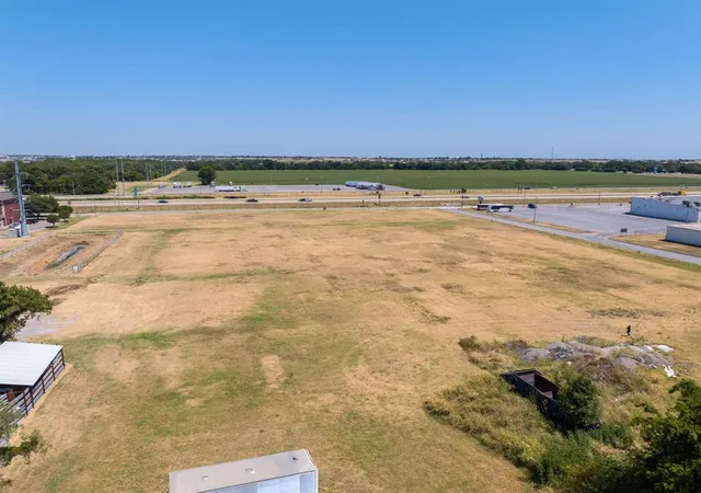 Photo 3 of Land for sale at 425 Se Interstate Dr, Lawton, OK 73501 | MLS# 1244878 | Listing updated on 2026-08-19