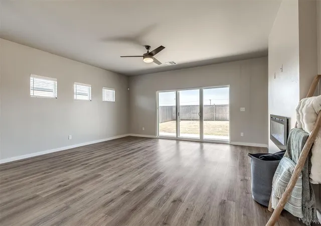 Photo 3 of Single family home for sale at 8104 NW 151st Circle, Edmond, OK 73013 | MLS# 1244880 | Listing updated on 2026-09-29
