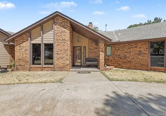 Photo 3 of Single family home for sale at 6117 W Gun Hill Wy, Oklahoma City, OK 73132 | MLS# 1244881 | Listing updated on 2026-09-02