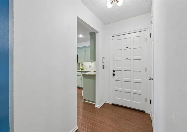 Photo 4 of Sale Pending at 1001 Apollo Cir, Edmond, OK 73003 | MLS# 1244889 | Listing updated on 2026-08-30