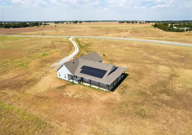 Photo 3 of Single family home for sale at 3356 E Maple Rd, Purcell, OK 73080 | MLS# 1244893 | Listing updated on 2026-10-02