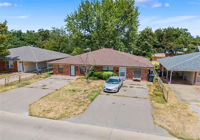 Listing Photo 4 - Condo for sale in building located at 6731 NW 30th St, Bethany, OK 73008