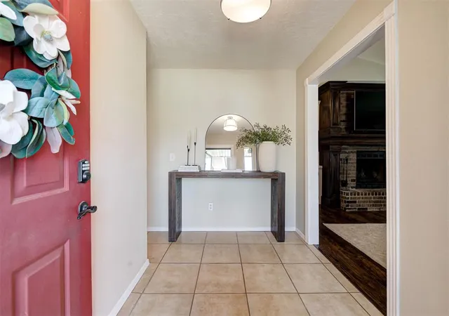 Photo 3 of Sale Pending at 12020 Silver Sun Dr, Oklahoma City, OK 73162 | MLS# 1244900 | Listing updated on 2026-08-18