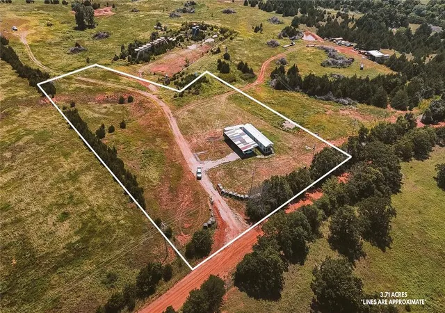 2nd image of 16465 E Industrial Rd, Meridian, OK 73058 | MLS# 1244913