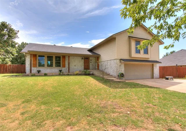 Photo 3 of Single family home for sale at 7916 Chukar Rd, Yukon, OK 73099 | MLS# 1244917 | Listing updated on 2026-09-24