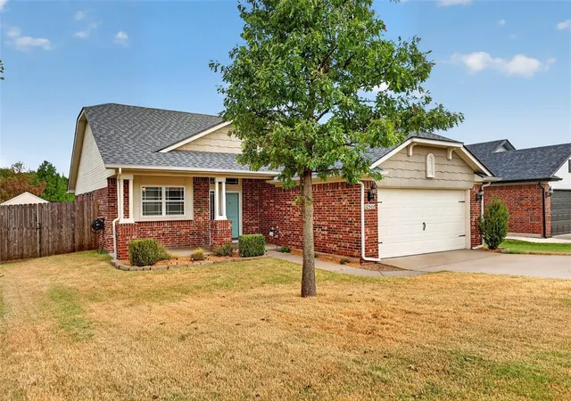 Photo 2 of Sale Pending at 12507 Se 18th Street, Choctaw, OK 73020 | MLS# 1244928 | Listing updated on 2026-08-21