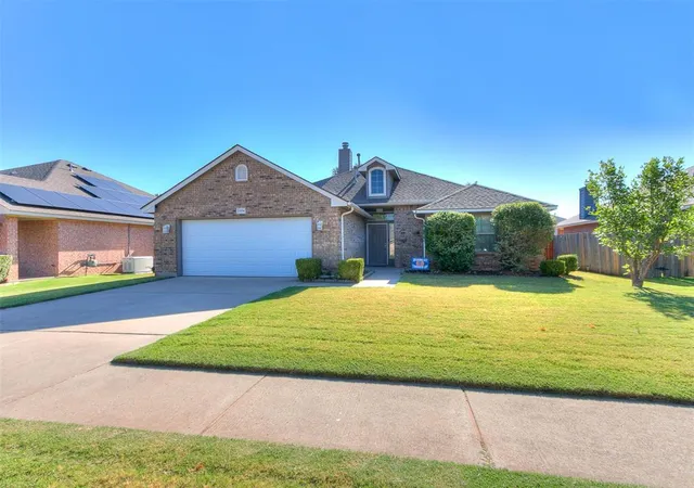 Photo 1 of Single family home for sale at 2404 Vintage Park Ln, Yukon, OK 73099 | MLS# 1244932 | Listing updated on 2026-09-23