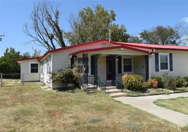 1st image of 428599 Texanna Rd, Porum, OK 74455 | MLS# 1244936