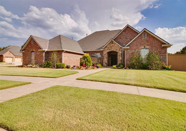 Photo 3 of Sale Pending at 13204 Morning Mist, Choctaw, OK 73020 | MLS# 1244937 | Listing updated on 2026-08-26