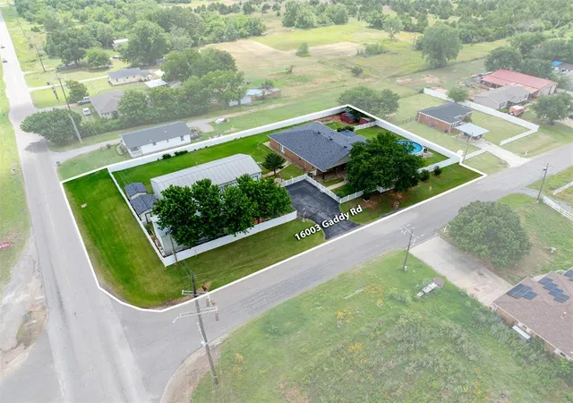 39th image of 16003 Gaddy Rd, Shawnee, OK 74801 | MLS# 1244946