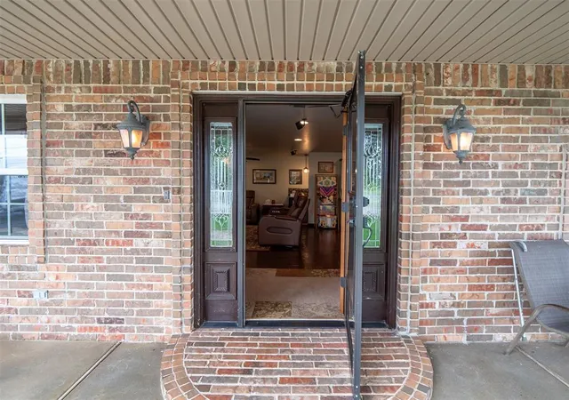 Photo 3 of Single family home for sale at 16003 Gaddy Rd, Shawnee, OK 74801 | MLS# 1244946 | Listing updated on 2026-08-22