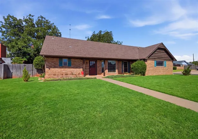1st image of 1619 Crestview Dr, Cordell, OK 73632 | MLS# 1244955