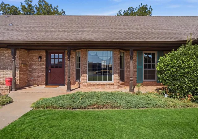 4th image of 1619 Crestview Dr, Cordell, OK 73632 | MLS# 1244955
