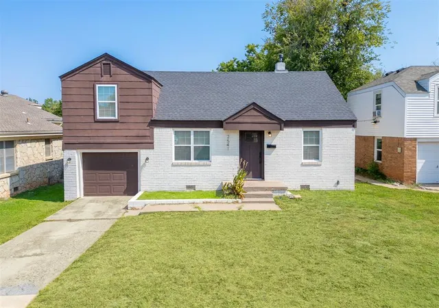 Photo 3 of Single family home for sale at 2541 Nw 34th St, Oklahoma City, OK 73112 | MLS# 1244988 | Listing updated on 2026-08-27