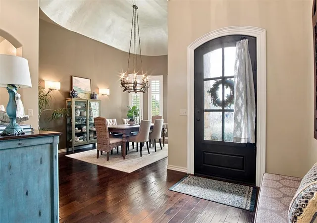 Photo 2 of Sale Pending at 1017 Bayonne Brg Ct, Edmond, OK 73034 | MLS# 1244991 | Listing updated on 2026-10-08