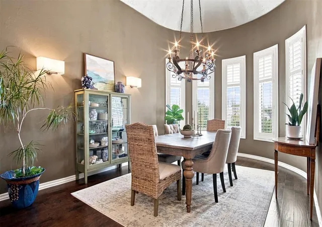 Photo 3 of Sale Pending at 1017 Bayonne Brg Ct, Edmond, OK 73034 | MLS# 1244991 | Listing updated on 2026-10-08