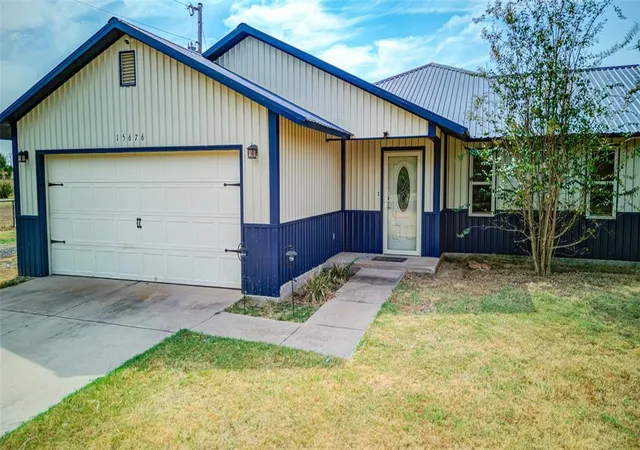 Photo 2 of Single family home for sale at 15676 212th St, Purcell, OK 73080 | MLS# 1244992 | Listing updated on 2026-09-30