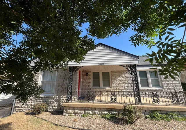 Single family home for sale at 1637 Nw 11Th St #1635, Oklahoma City, OK 73106 | MLS# 1244994