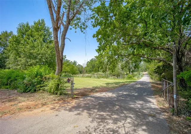 Photo 2 of Sale Pending at 1011 Cedar Dr, Blanchard, OK 73010 | MLS# 1244998 | Listing updated on 2026-09-07
