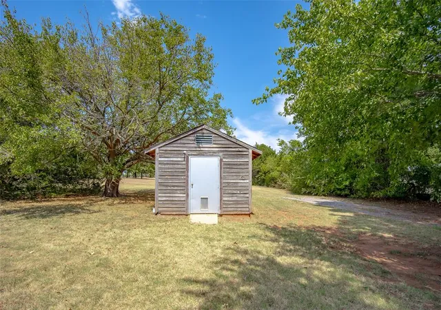 Photo 41 of Sale Pending at 1011 Cedar Dr, Blanchard, OK 73010 | MLS# 1244998 | Listing updated on 2026-09-07