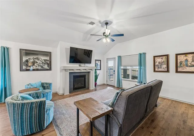 2nd image of 13408 Grass Plain Ave, Yukon, OK 73099 | MLS# 1245001