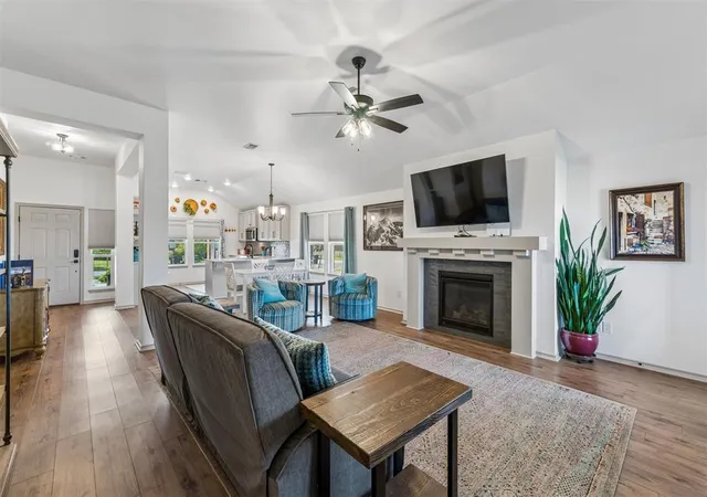 3rd image of 13408 Grass Plain Ave, Yukon, OK 73099 | MLS# 1245001