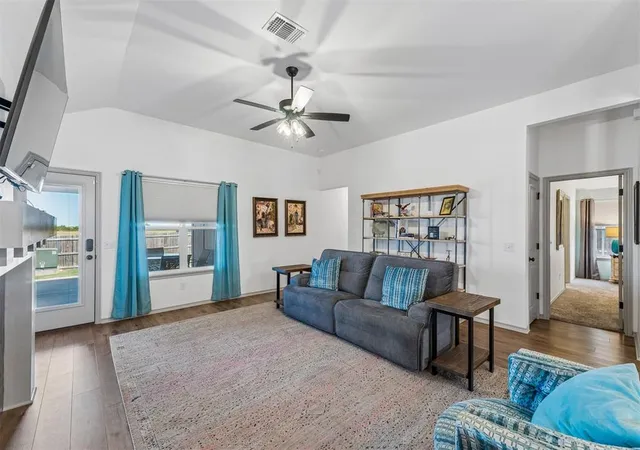 5th image of 13408 Grass Plain Ave, Yukon, OK 73099 | MLS# 1245001